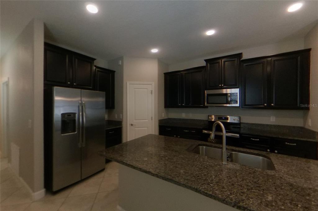 9735 IVORY DRIVE, RUSKIN, FL — photo 5 of 16
