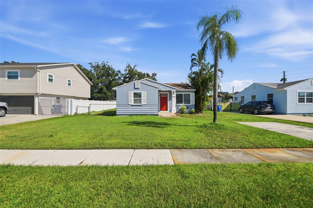 833 61ST AVENUE NE, ST PETERSBURG, FL — photo 3 of 42