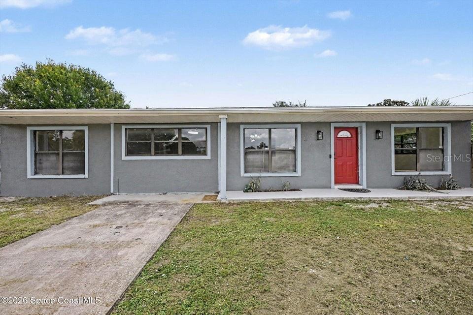 2292 LAKEVIEW DRIVE