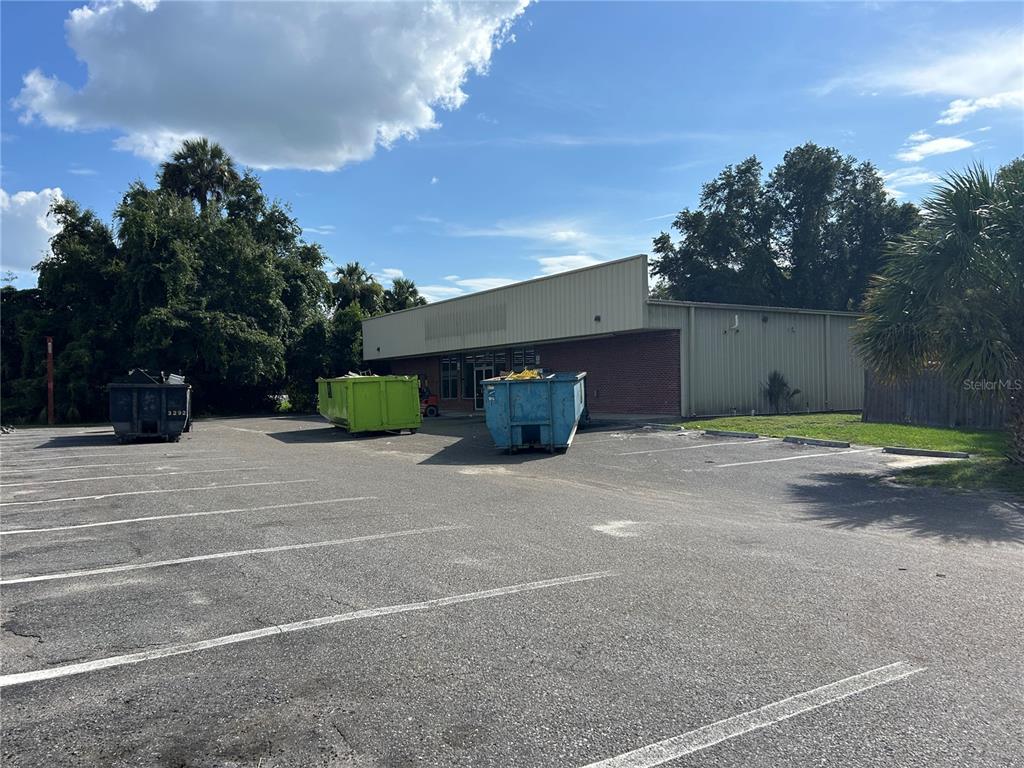 18210 N US HIGHWAY 301