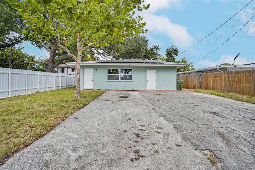 1423 18TH STREET W