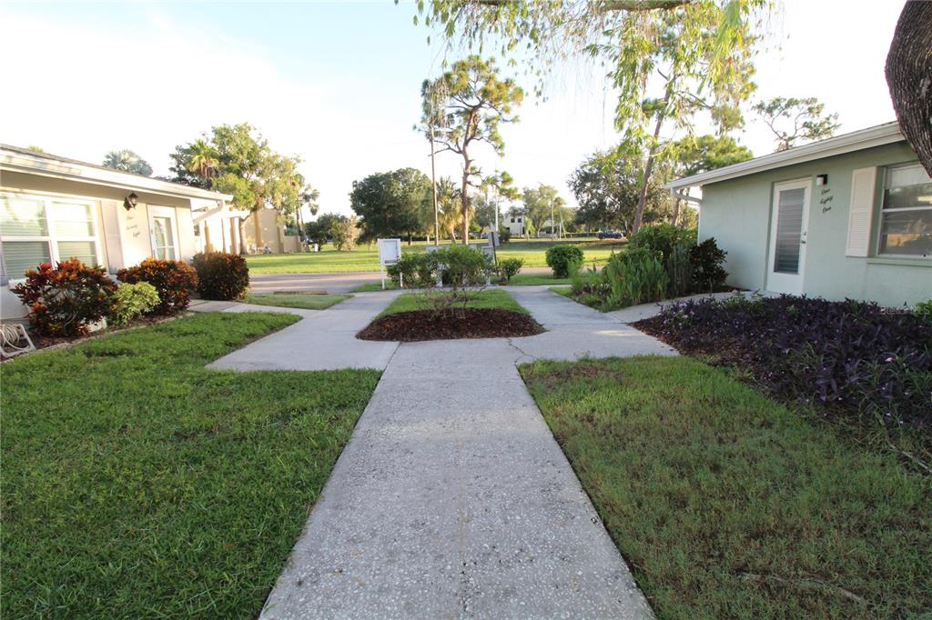 2202 CLUBHOUSE DRIVE UNIT 182, SUN CITY CENTER, FL — photo 2 of 30