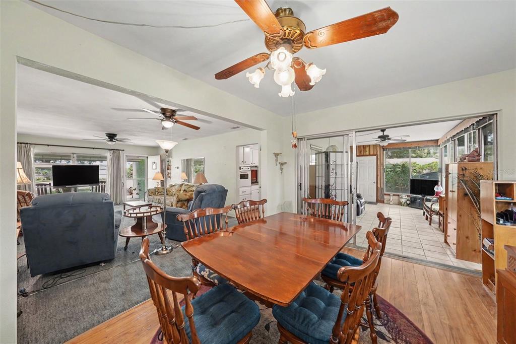 2400 INDIGO DR, CLEARWATER, FL — photo 3 of 22