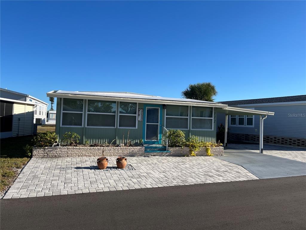 712 ROMA ROAD
