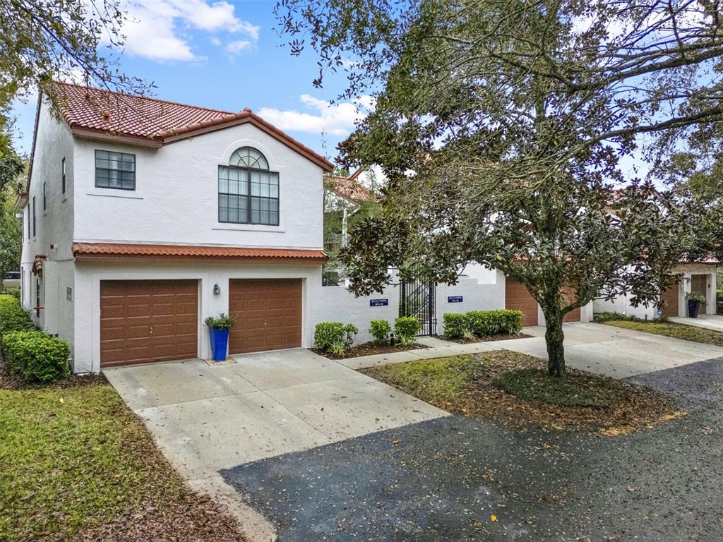 520 VIA VERONA LANE UNIT 103