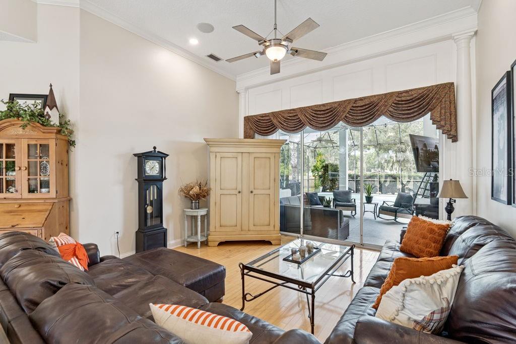 1066 CEASARS CT, MOUNT DORA, FL — photo 5 of 30