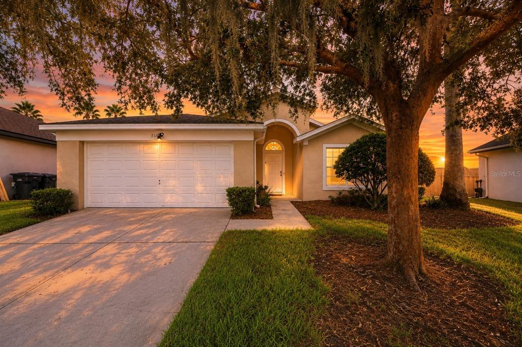 510 CASTLEMAIN CIRCLE