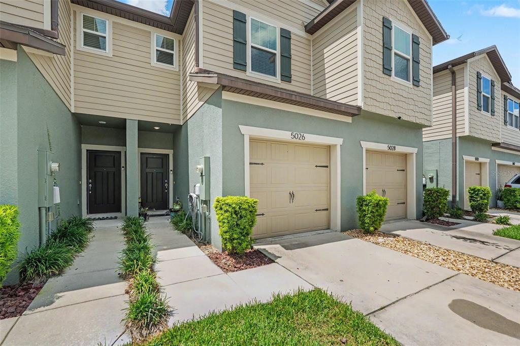 5026 SYLVESTER LOOP, TAMPA, FL — photo 3 of 30