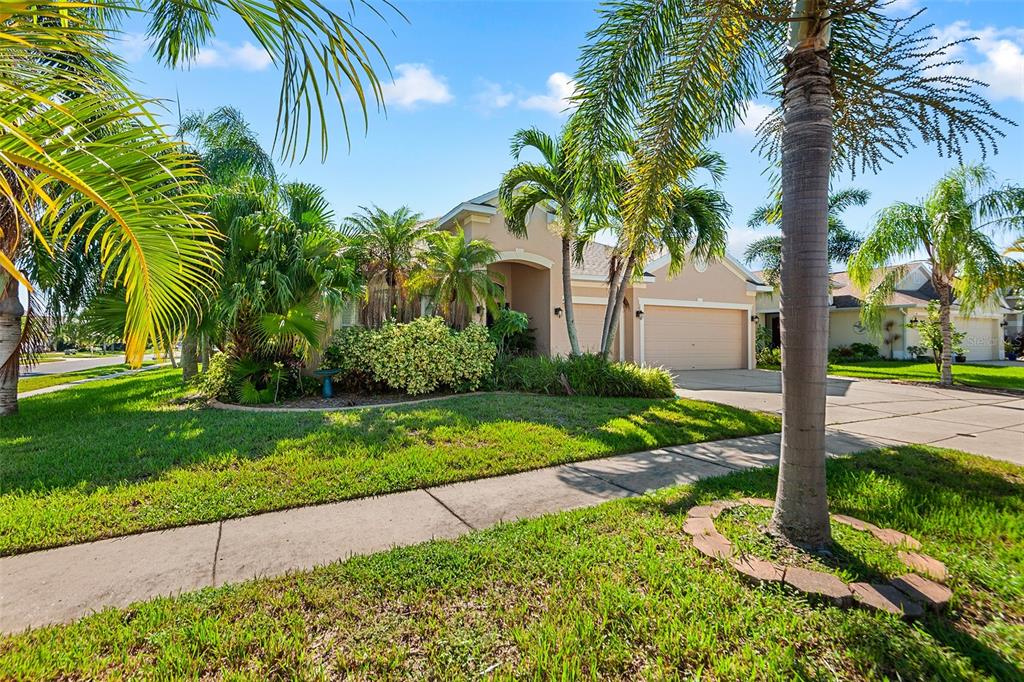 443 YORK DALE DRIVE, RUSKIN, FL — photo 2 of 30