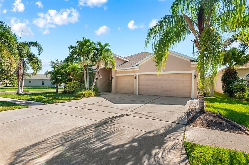 443 YORK DALE DRIVE, RUSKIN, FL — photo 3 of 30