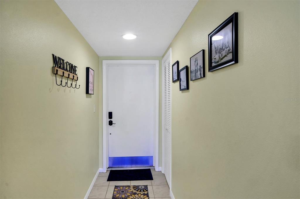 10203 VILLAGE DRIVE UNIT J23, LAKE WALES, FL — photo 4 of 30