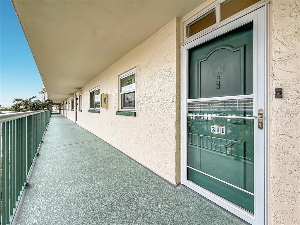 6020 SHORE BOULEVARD S UNIT 211, GULFPORT, FL — photo 3 of 67