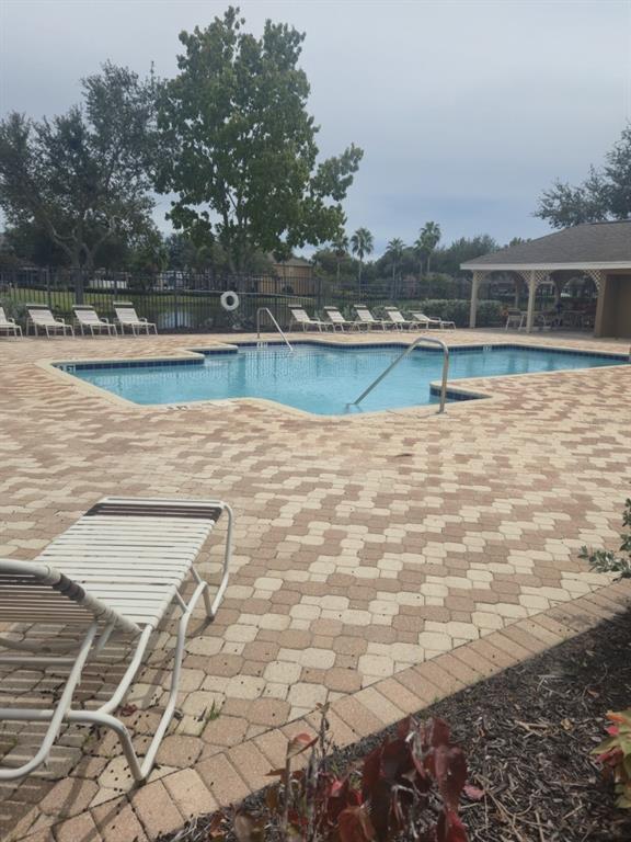 12307 FOXMOOR PEAK DR, RIVERVIEW, FL — photo 3 of 30