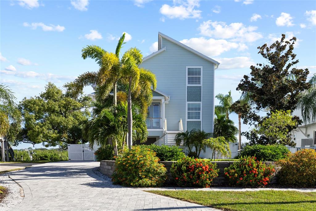 1512 RIVERSIDE DRIVE, TARPON SPRINGS, FL — photo 3 of 68