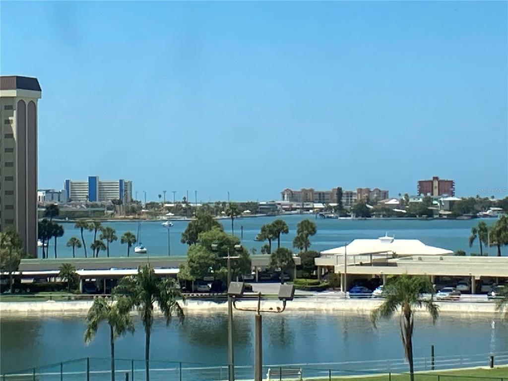 4650 COVE CIRCLE UNIT 311, ST PETERSBURG, FL — photo 5 of 30