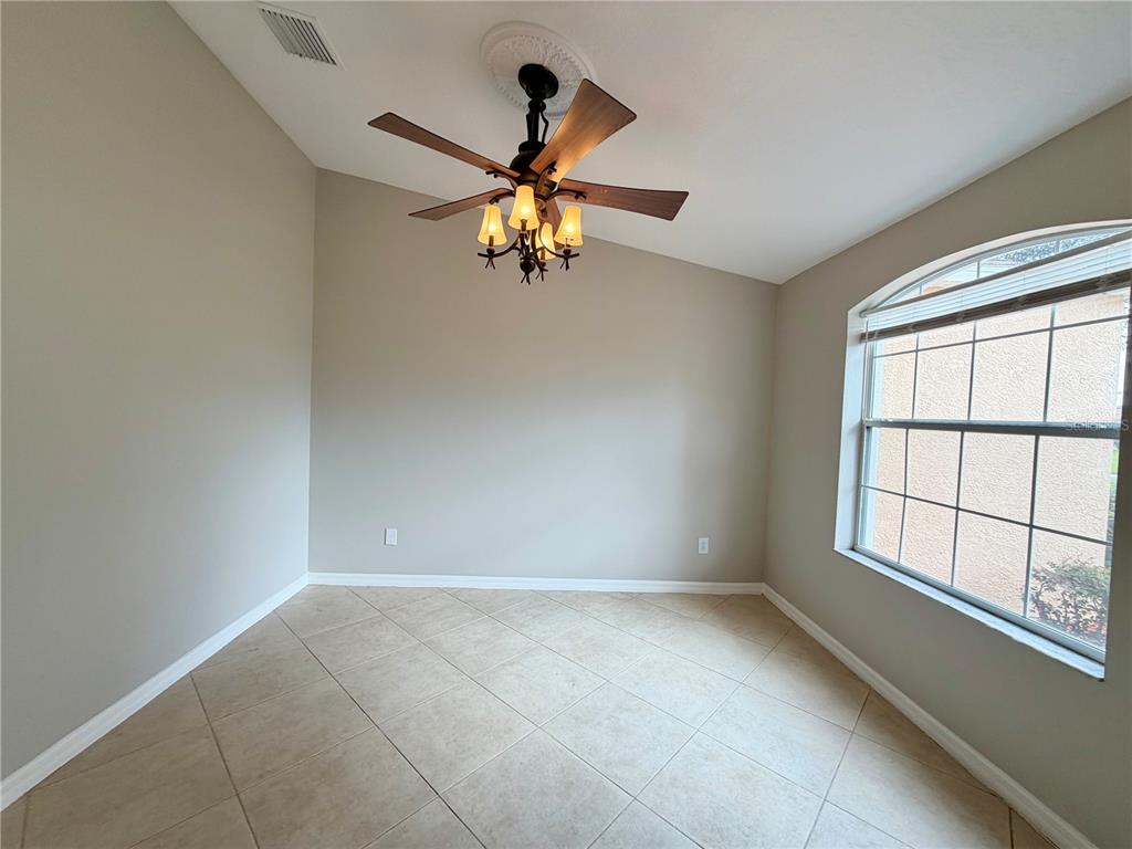 10146 BLOOMFIELD HILLS DRIVE, SEFFNER, FL — photo 4 of 17