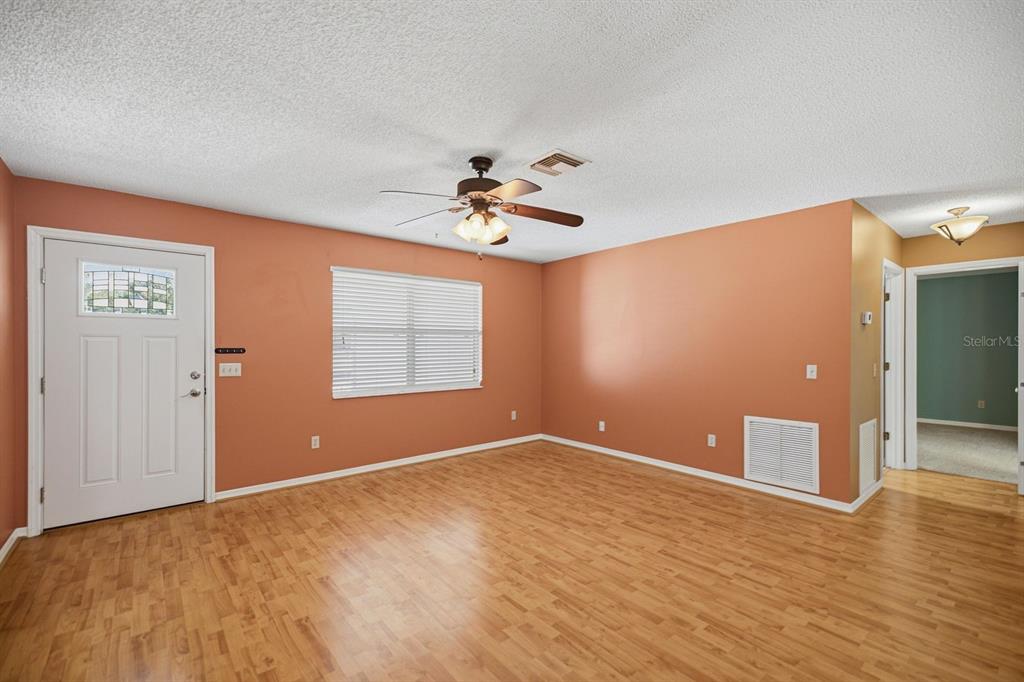 705 MURRAY LANE, LADY LAKE, FL — photo 5 of 29