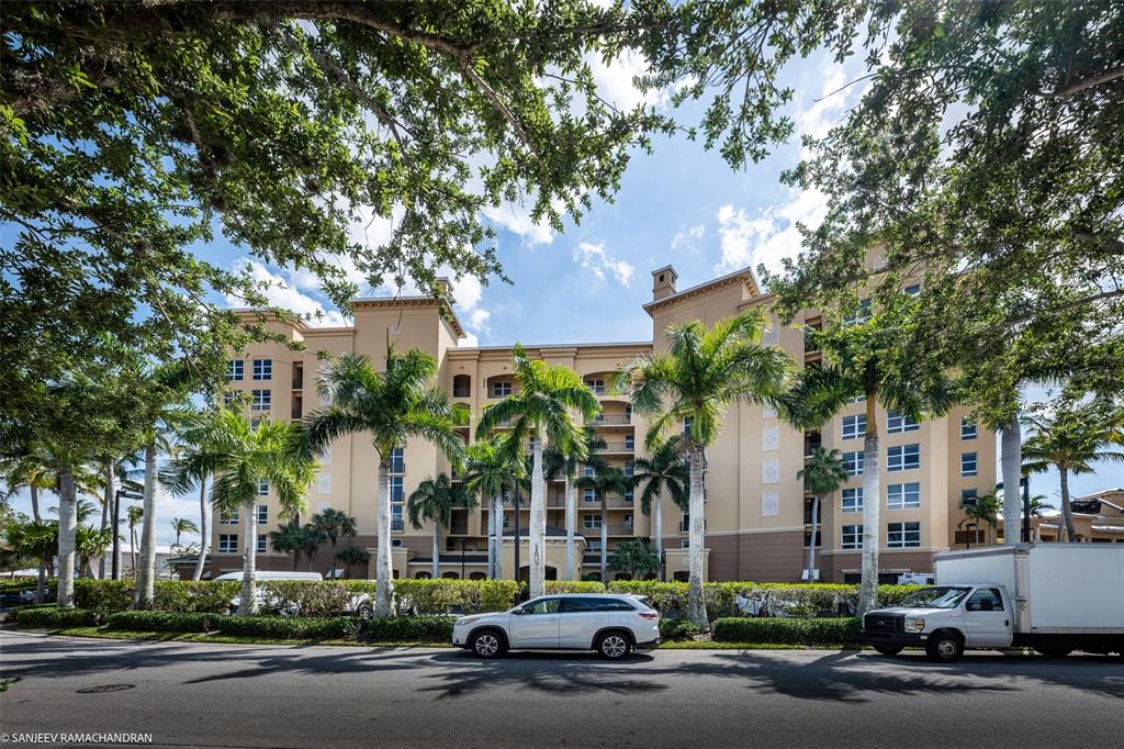 3313 SUNSET KEY CIRCLE UNIT 403
