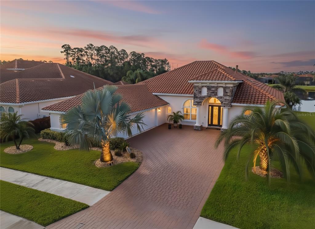 2913 W VENETIAN LAKE CIRCLE