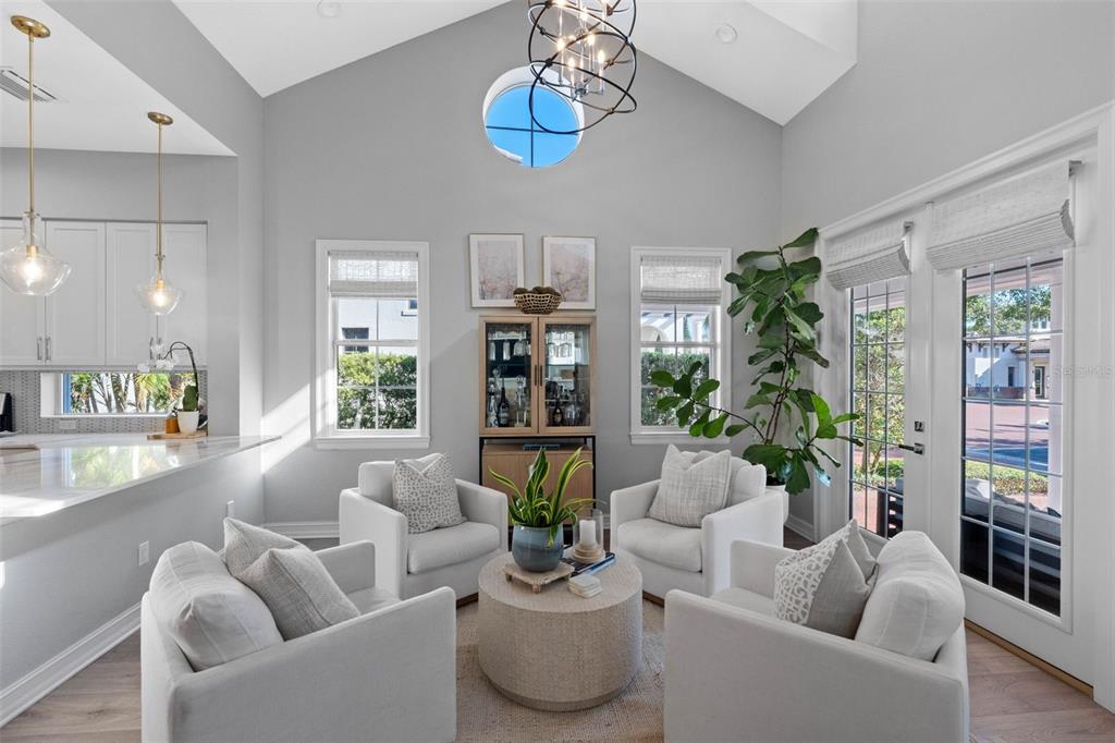 6054 YEATS MANOR DRIVE, TAMPA, FL — photo 4 of 30