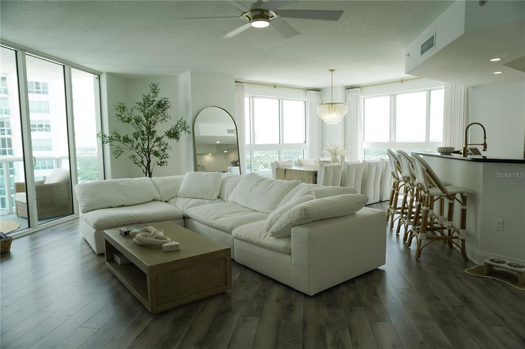 241 RIVERSIDE DRIVE UNIT 2009