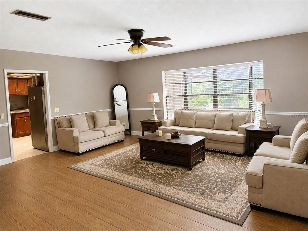 113 LOCUST DRIVE, BRANDON, FL — photo 4 of 18