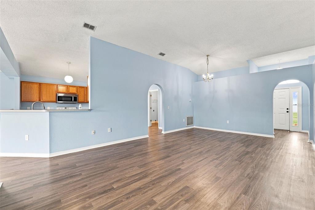 12639 LAKE VISTA DRIVE, GIBSONTON, FL — photo 3 of 25