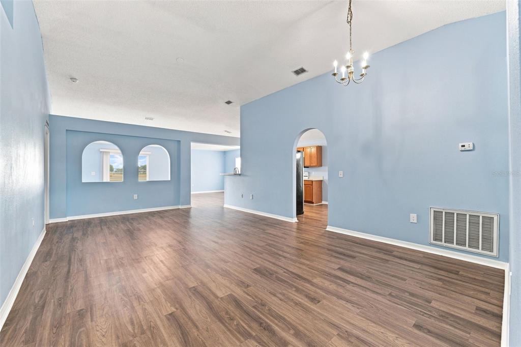 12639 LAKE VISTA DRIVE, GIBSONTON, FL — photo 4 of 25