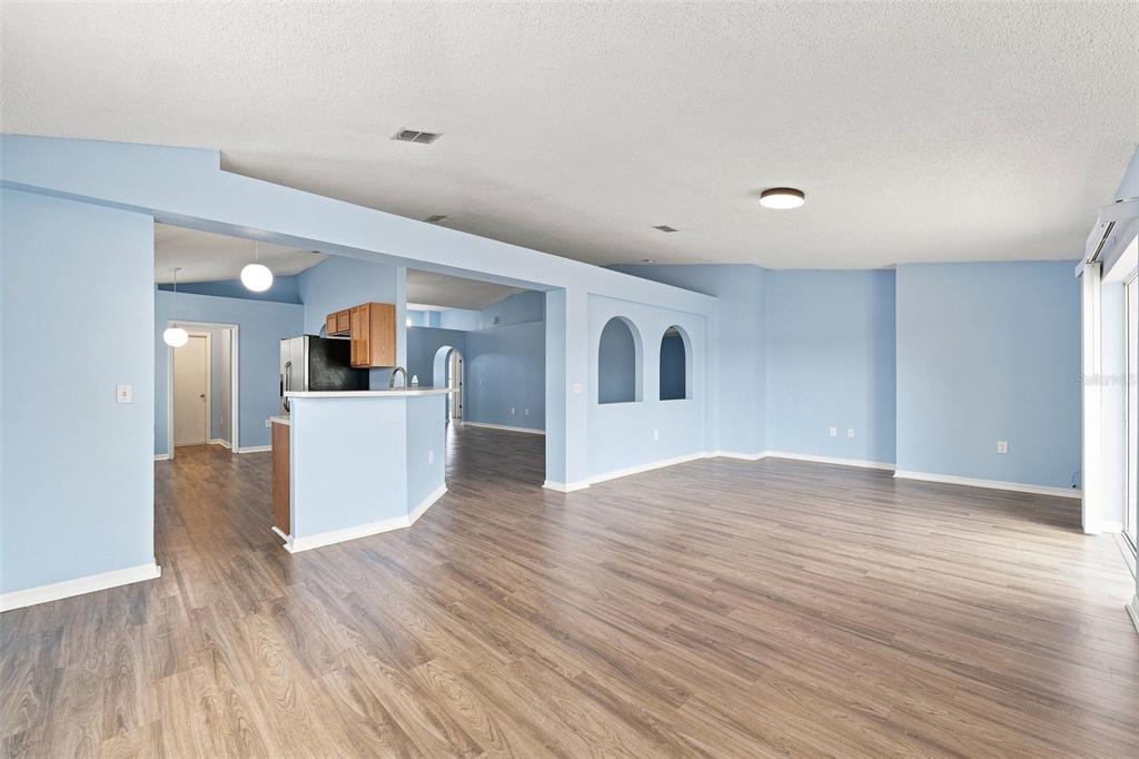 12639 LAKE VISTA DRIVE, GIBSONTON, FL — photo 5 of 25