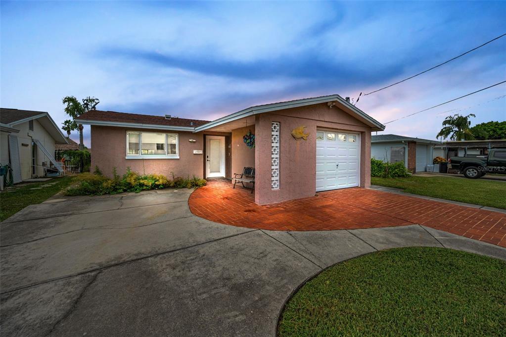 5033 BLUE HERON DRIVE