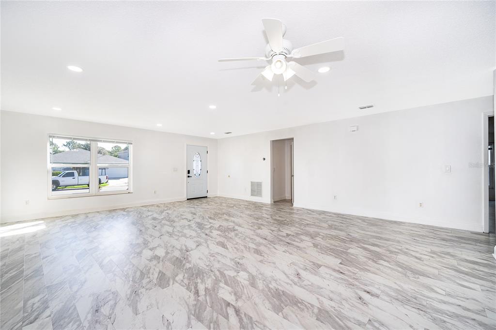 3102 HOLLAND DRIVE, ORLANDO, FL — photo 3 of 30