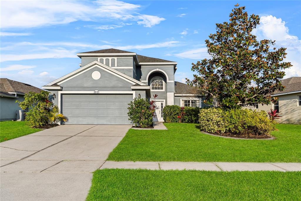 2933 WHITE CEDAR CIRCLE