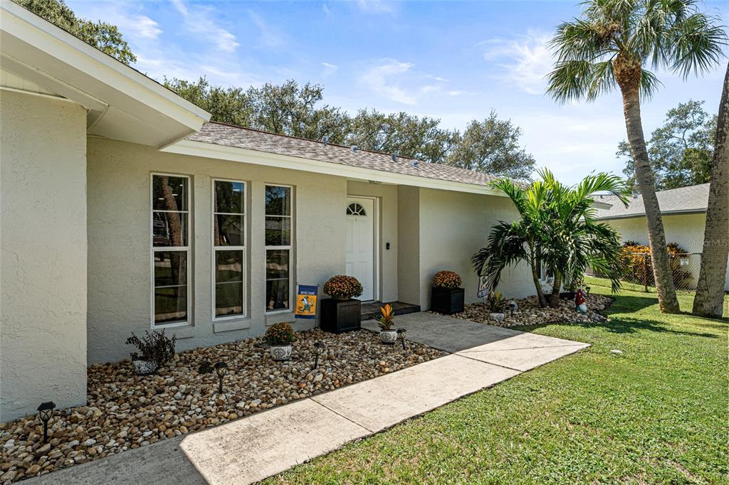 9488 88TH TERRACE, SEMINOLE, FL — photo 4 of 30