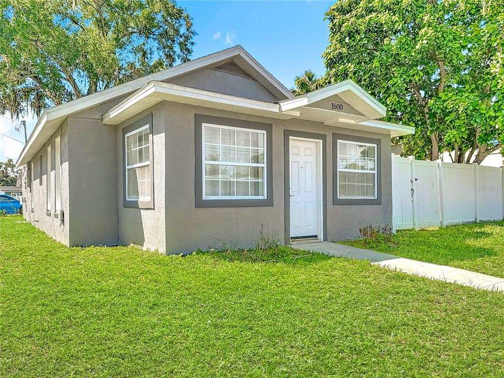 1600 ROOSEVELT AVENUE, ORLANDO, FL — photo 2 of 24