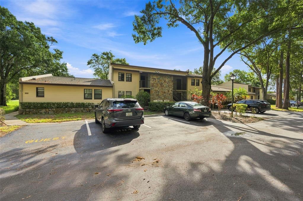 1000 TARPON WOODS BOULEVARD UNIT 302, PALM HARBOR, FL — photo 2 of 60