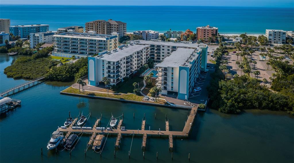 19531 GULF BOULEVARD UNIT 604, INDIAN SHORES, FL — photo 2 of 30