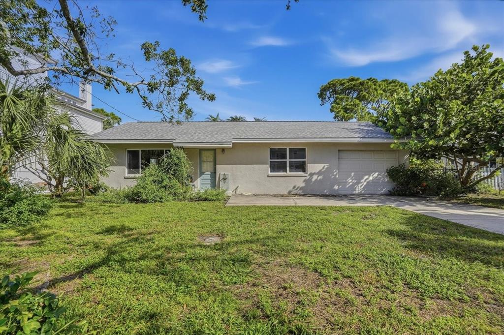 402 ORCHID LANE, PALM HARBOR, FL — photo 4 of 30