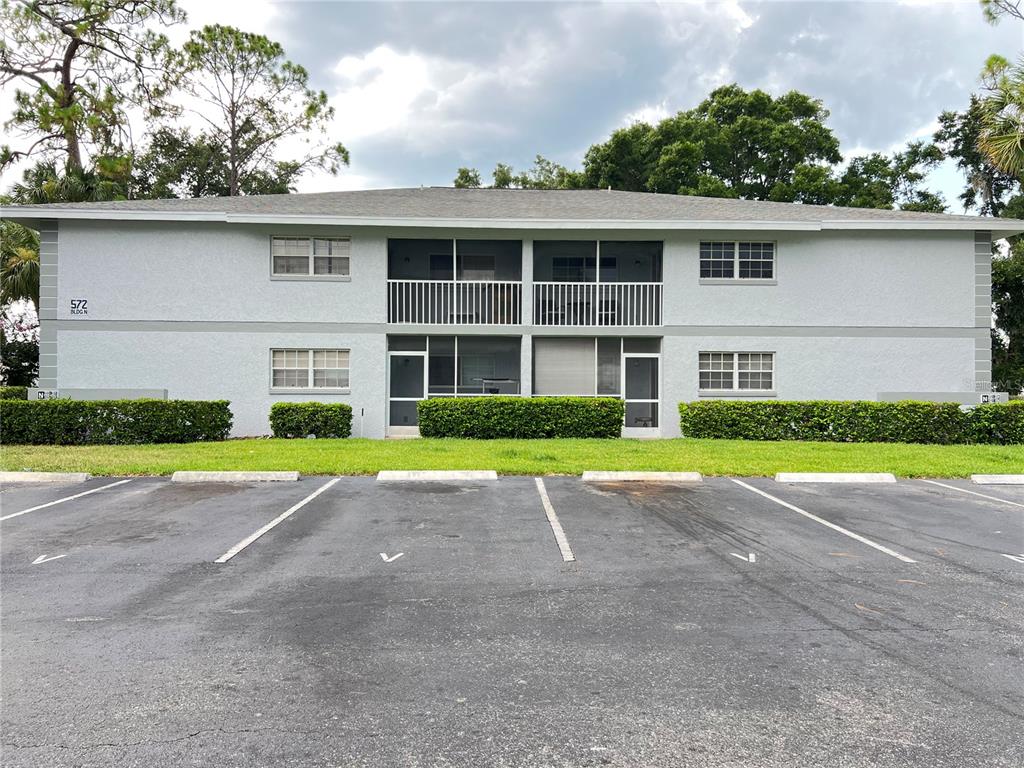 572 FAIRWAYS LANE UNIT N204