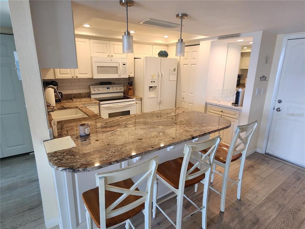 500 TREASURE ISLAND CAUSEWAY UNIT 211, TREASURE ISLAND, FL — photo 5 of 15