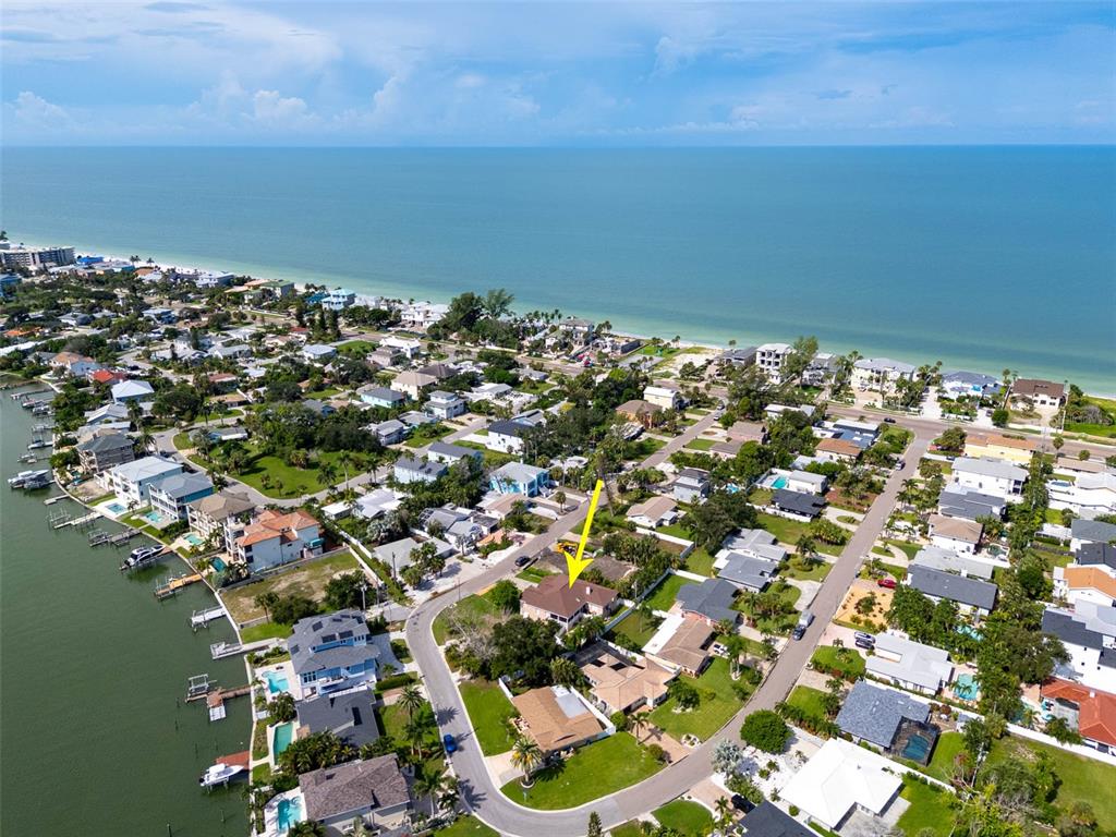 121 7TH STREET, BELLEAIR BEACH, FL — photo 2 of 30