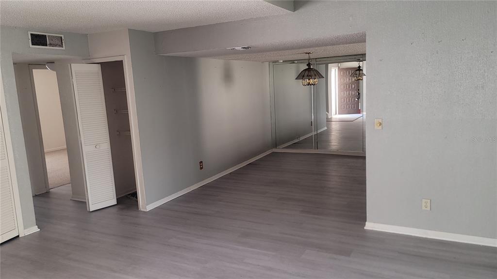 4891 PURITAN CIRCLE UNIT 2322, TAMPA, FL — photo 2 of 13