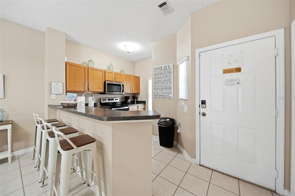 4766 VERO BEACH PLACE, KISSIMMEE, FL — photo 4 of 28
