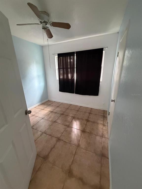 621 LINCOLN AVENUE, TARPON SPRINGS, FL — photo 4 of 7