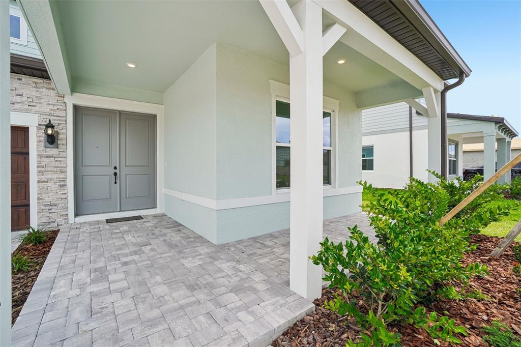 35136 COLSTRIP TRAIL, ZEPHYRHILLS, FL — photo 3 of 39