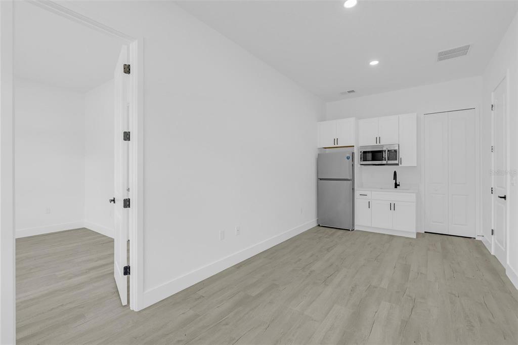 15085 SW 50TH AVENUE ROAD, OCALA, FL — photo 5 of 30