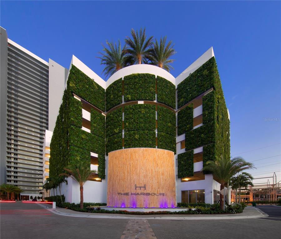 16385 BISCAYNE BOULEVARD UNIT 2806