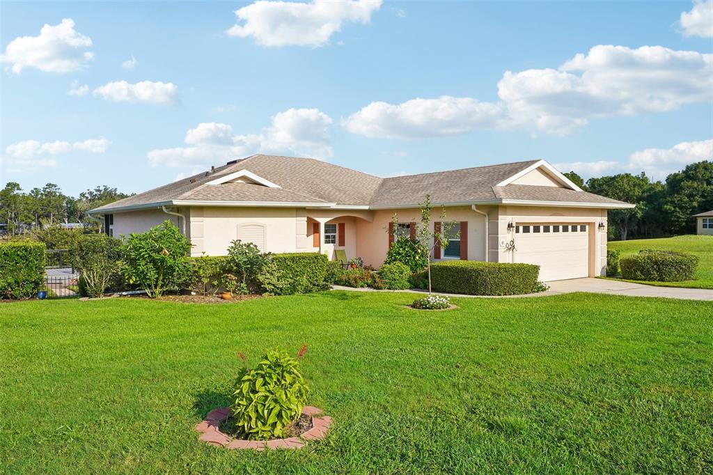 81 FAIRWAY CIRCLE, UMATILLA, FL — photo 3 of 30