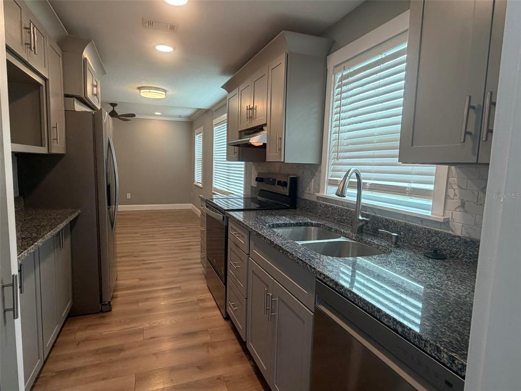 101 W LEMON STREET UNIT 2, TARPON SPRINGS, FL — photo 3 of 13