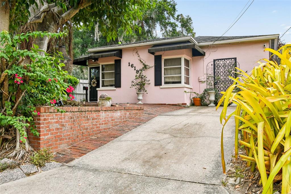 1619 NEW YORK AVENUE, ORLANDO, FL — photo 2 of 52