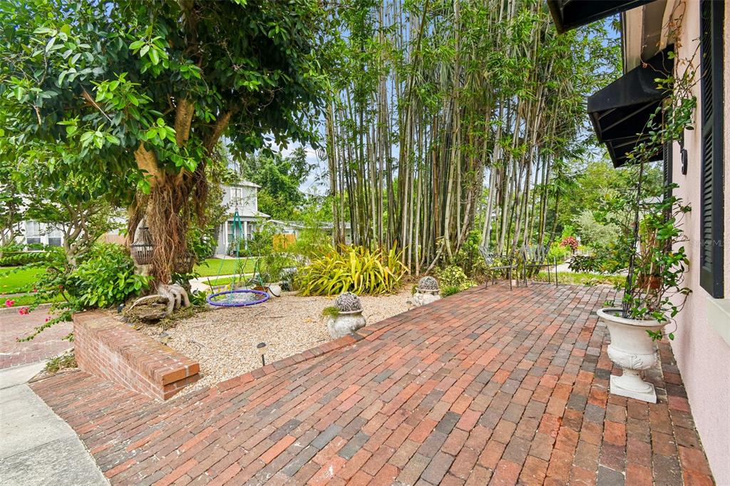 1619 NEW YORK AVENUE, ORLANDO, FL — photo 3 of 52